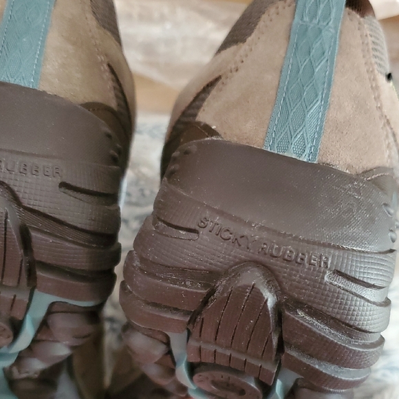 Merrell Deverta 2 Gray and Brown Waterproof Hiking Shoes Women Size 10 M Size 8 - Picture 10 of 14